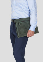 Load image into Gallery viewer, Laptop Sleeve Suede Kieran Green