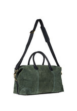 Load image into Gallery viewer, Weekend Bag Milo Suede Green