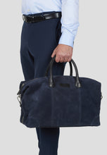 Load image into Gallery viewer, Weekend Bag Milo Suede Navy