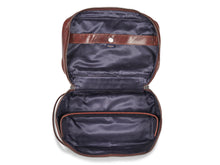 Load image into Gallery viewer, Washbag Brandon Brown - Howard London